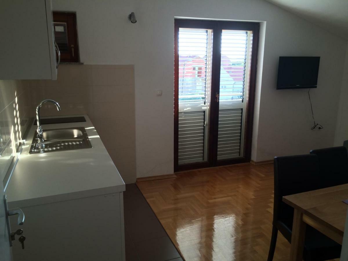 Apartments Antonija Sukošan Eksteriør billede