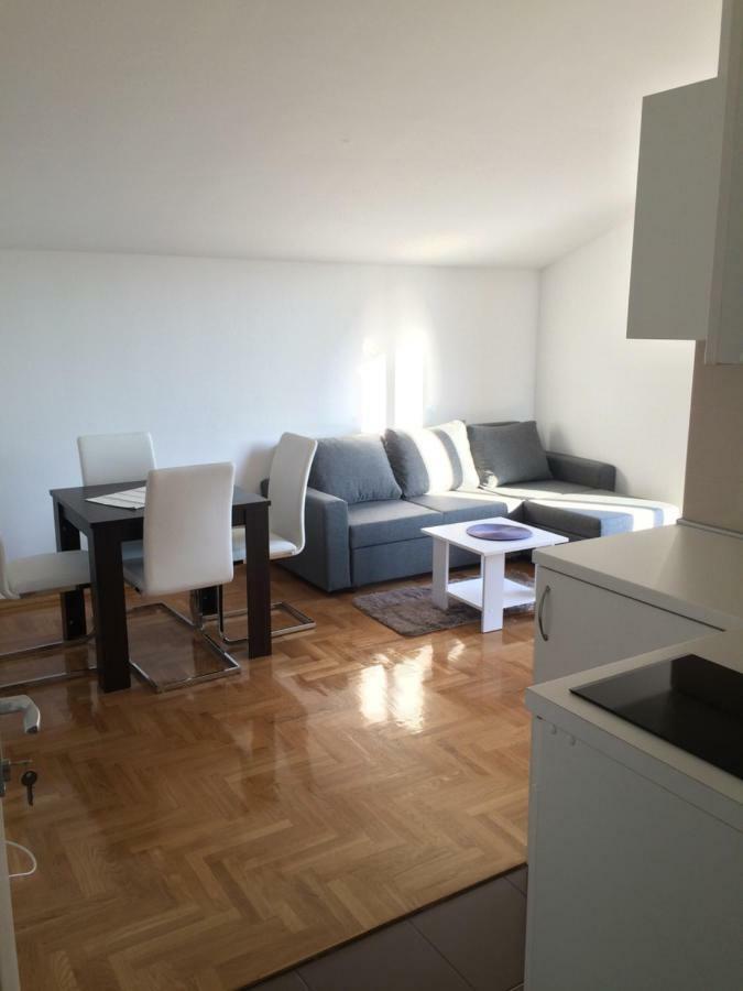 Apartments Antonija Sukošan Eksteriør billede